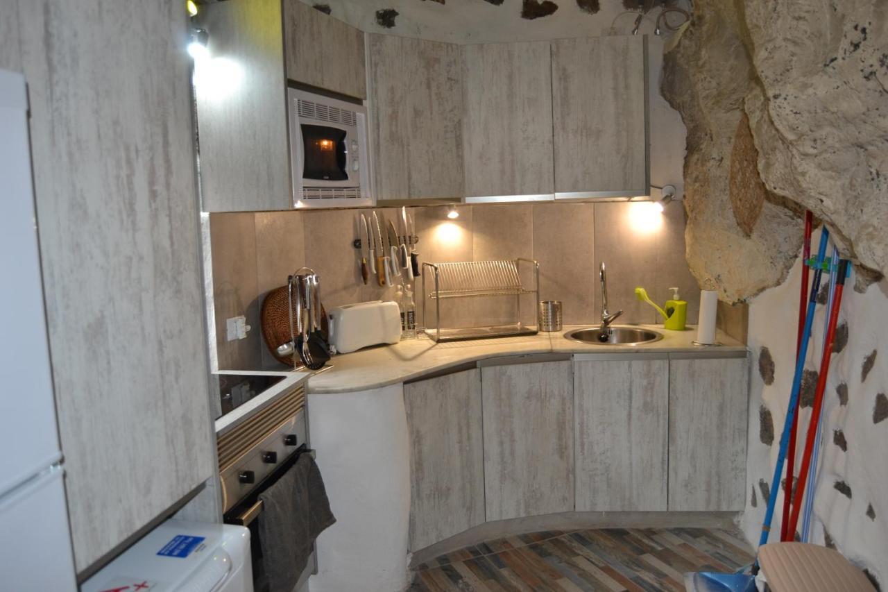 Casa Cueva El Pedregal Tejeda Villa Bagian luar foto