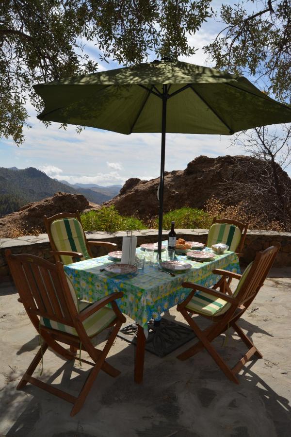 Casa Cueva El Pedregal Tejeda Villa Bagian luar foto